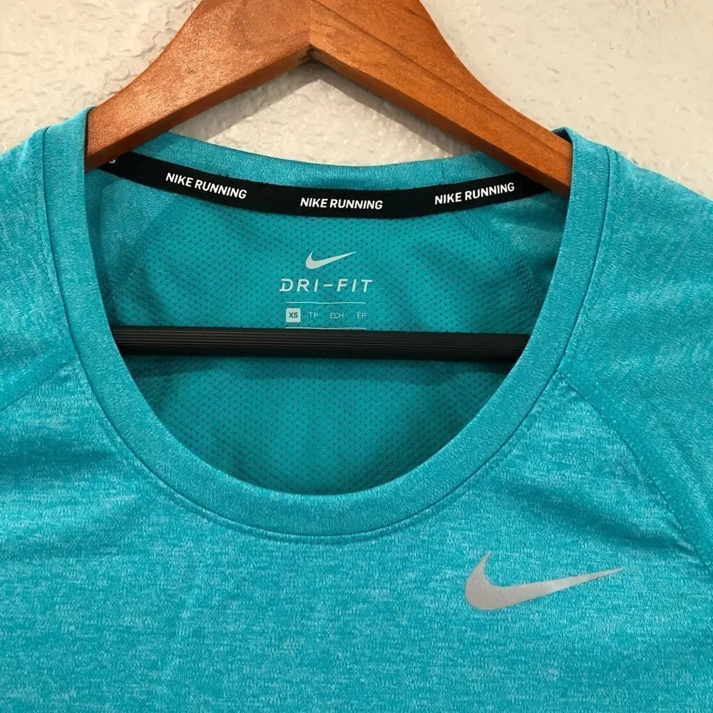 Nike Running Dri-Fit Teal Active Athletic Short Sleeve Top XS